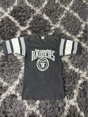 Vintage 90s Los Angeles Raiders T Shirt Men’s Small Logo 7 Short Sleeve Grail